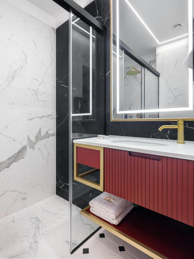 Golden Queen Deluxe Jacuzzi Apartments - Old Town 克拉科夫 外观 照片
